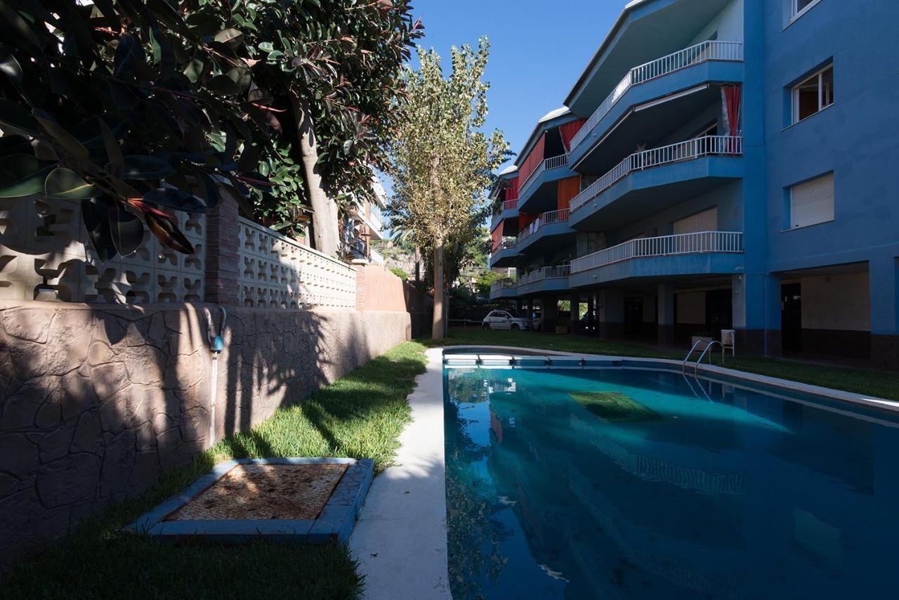 Apartamento En 1Era Linea Mar Con Terraza De 25M2 Castelldefels Eksteriør billede